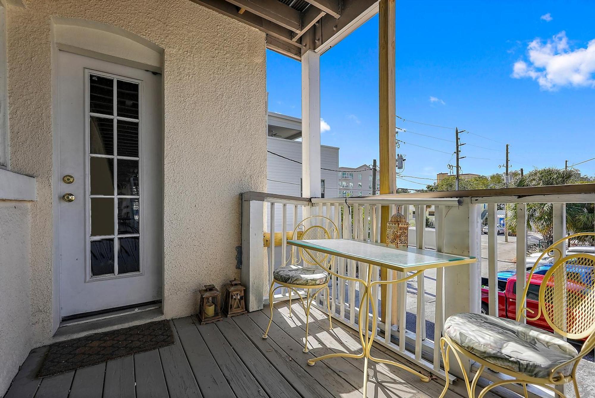 Retro Retreat In Dtsp - Explore The Downtown Area سانت بطرسبرج المظهر الخارجي الصورة